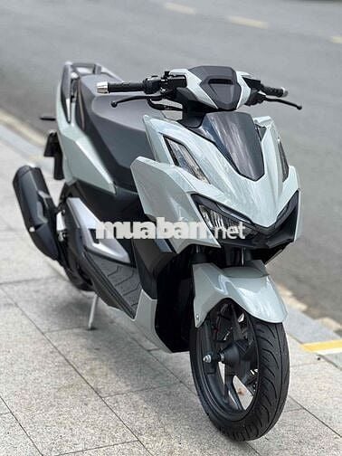 ❤️ Vario 160 Abs đời 2024 bstp 132.32 chính chủ