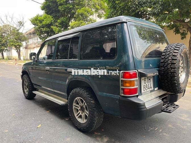 Mitsubishi Pajero 1998 2.4 - 160000 km