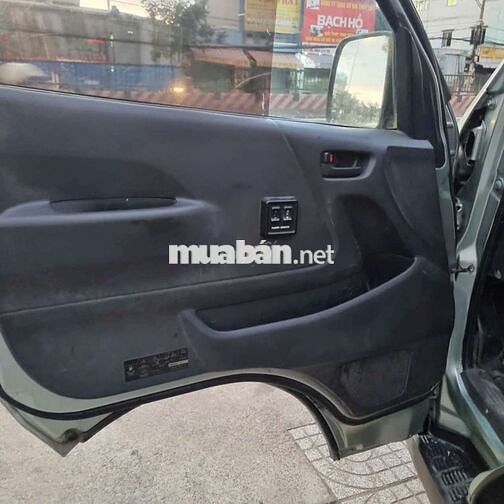 TOYOTA 6 CHỖ 850KG MÁY DẦU