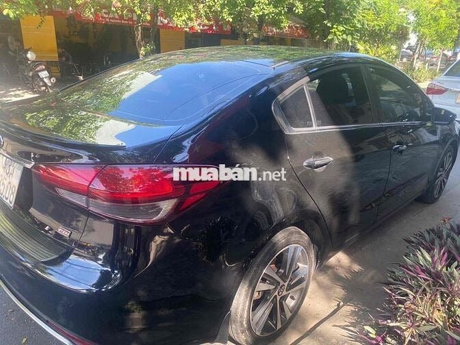 Kia Cerato 2017 Signature 2.0 AT - 40000 km