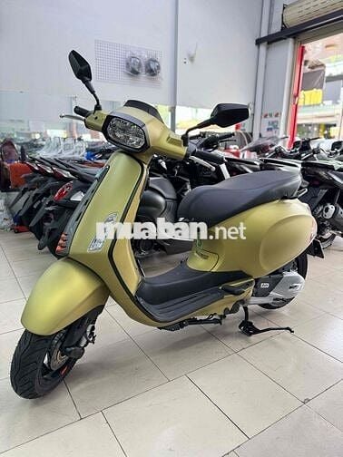 Vespa Sprint 125 S 2025 Green Ambizioso
