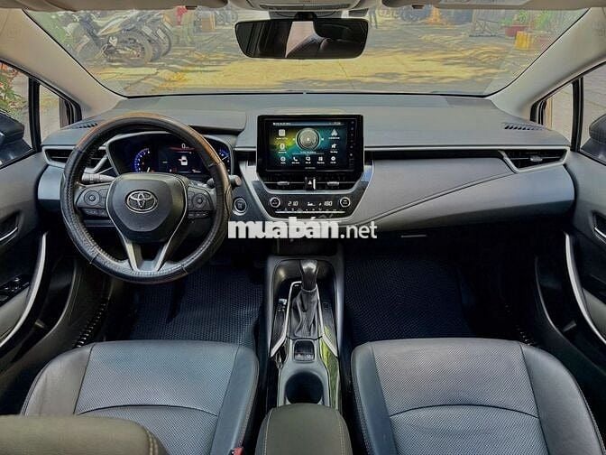 Toyota Altis 2022 1.8V, Nhập Thái, Gói An Toàn