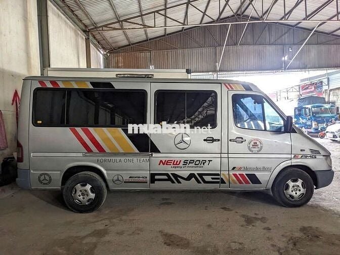 Mercedes Benz Sprinter tải VAN 6 chỗ 900Kg 2007
