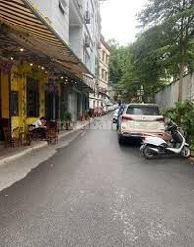 Bán nhà phân lô Quận Ba Đình 70m2, mặt tiền 6m ôtô tránh dừng đỗ xây 6