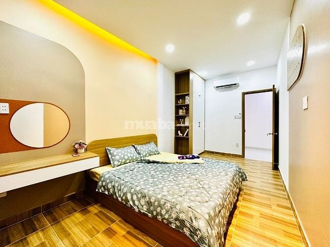 CHÍNH CHỦ BÁN NHÀ GẦN SÂN BAY NGANG 6M ĐÚC 1 LẦU 3PN FULL NỘI THẤT