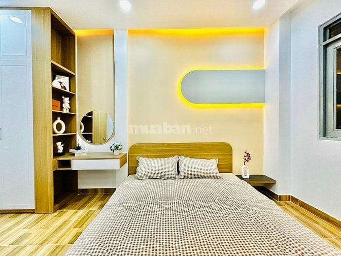 CHÍNH CHỦ BÁN NHÀ GẦN SÂN BAY NGANG 6M ĐÚC 1 LẦU 3PN FULL NỘI THẤT