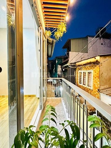 CHÍNH CHỦ BÁN NHÀ GẦN SÂN BAY NGANG 6M ĐÚC 1 LẦU 3PN FULL NỘI THẤT