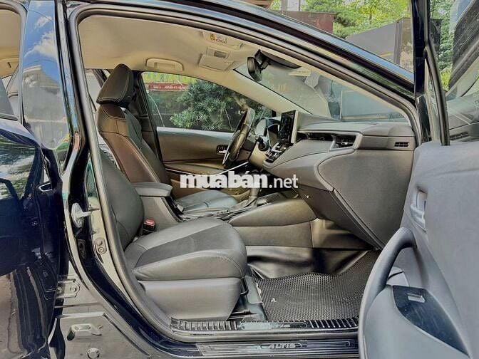 Toyota Altis 2022 1.8V, Nhập Thái, Gói An Toàn