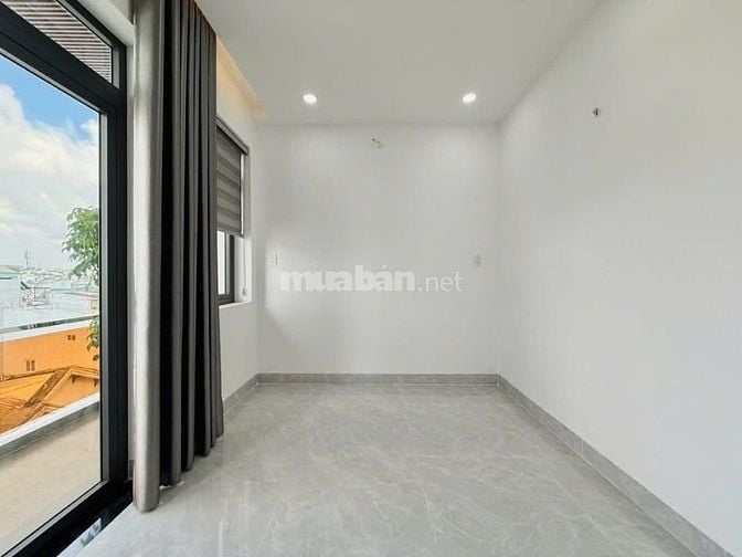 Đi nước ngoài định cư bán gấp nhà ở đường Võ Thị Sáu, phường Võ Thị Sa