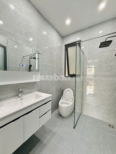 Đi nước ngoài định cư bán gấp nhà ở đường Võ Thị Sáu, phường Võ Thị Sa
