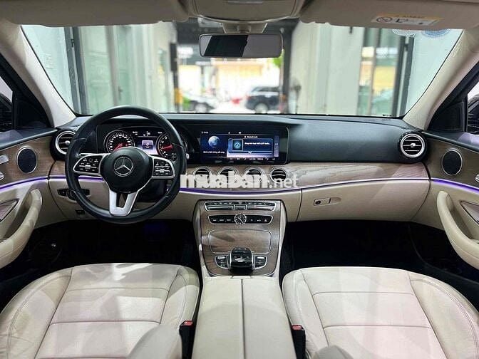 Mercedes Benz E Class 2018 E200 - 50000 km