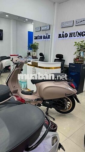 Vespa Sprint nâu đồng nhấm siêu đẹp ngay chủ