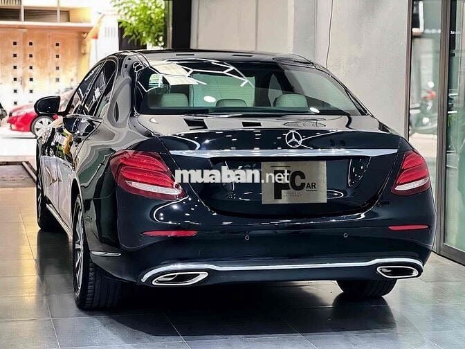 Mercedes Benz E Class 2018 E200 - 50000 km