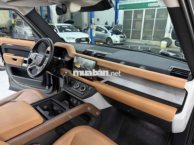 🇬🇧 Defender 110 Hse P300 2.0L 16,000 km