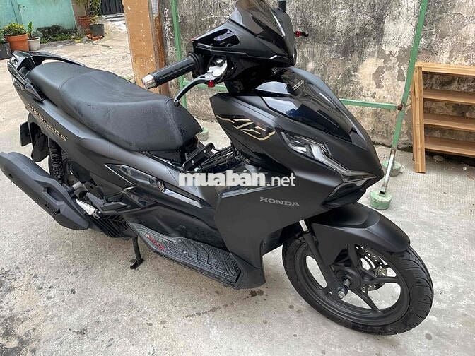 Air blade 4 val 2023 black edition keng