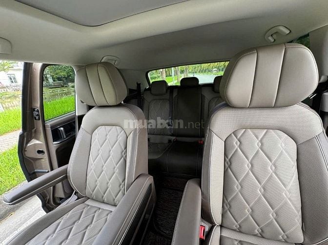 🔜 Volkswagen Viloran ( Luxury ) Sản xuất 2023 đklđ 2024 • Odo 35.000