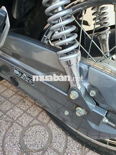 Can ban xe future 215cc moi 95%.