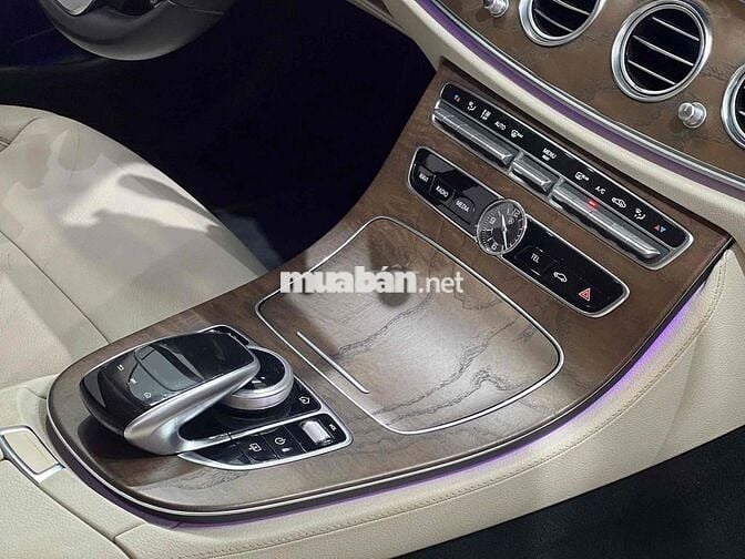 Mercedes Benz E Class 2018 E200 - 50000 km