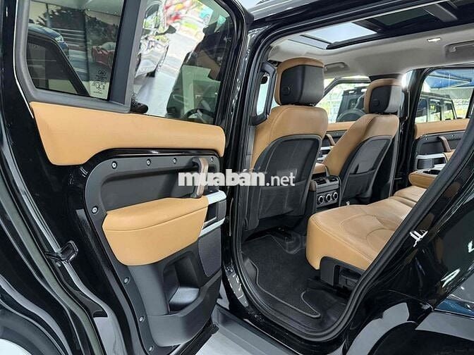 🇬🇧 Defender 110 Hse P300 2.0L 16,000 km