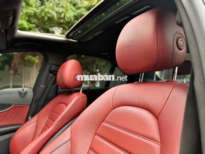 Mercedes C300 AMG 2016 - 60000 km