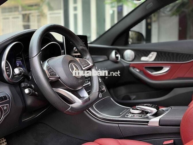 Mercedes C300 AMG 2016 - 60000 km