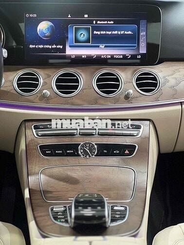 Mercedes Benz E Class 2018 E200 - 50000 km