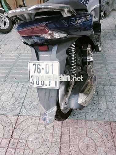 Cần bán xe Airblade xe đạp máy êm đầy đủ chức năng