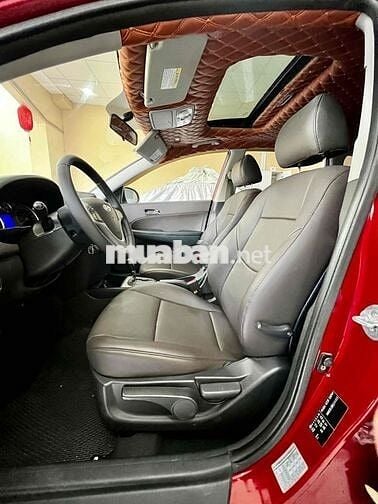 Hyundai i30 CW 2011 hàng nhập. Xe gia đình