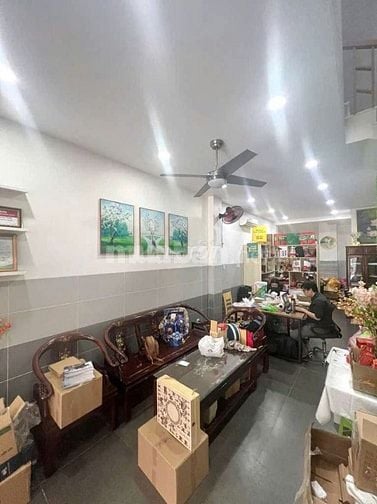 Còn 1 căn Duới 10🧄🌈 MT đường 57- Bình Phú Q. 6 ( 4x16m) 4 tầng y📸👇
