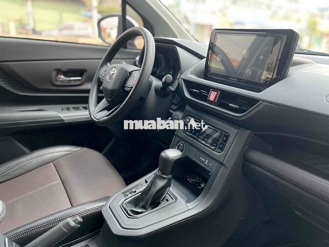 Toyota Avanza Premio 2023 CVT - 36000 km