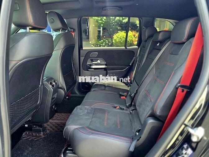 Mercedes Benz GLB 2021 35 AMG 4MATIC - 29000 km