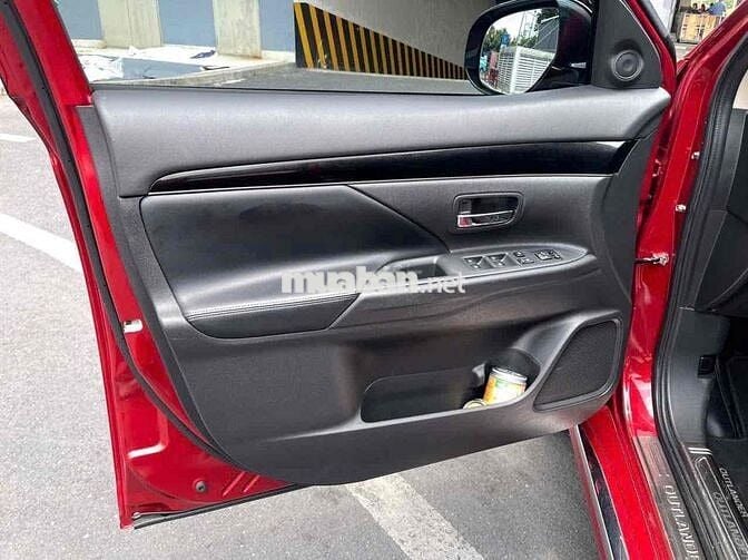 Mitsubishi Outlander 2022 2.0 CVT - 27000 km