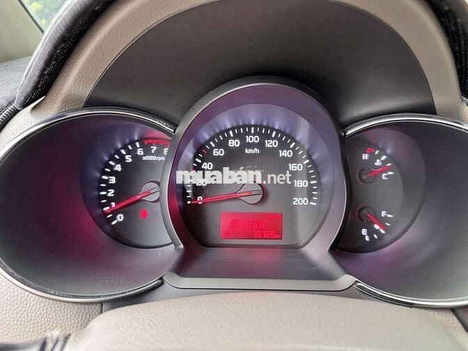 Kia Morning 2019 đk 4/2020 AT luxury S - 18000 km
