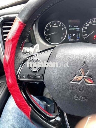 Mitsubishi Outlander 2022 2.0 CVT - 27000 km