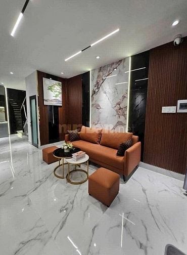 NHÀ ĐEP-GIÁ CỰC SỐC-NGAY TRUNG TÂM|Đ.Lê Quốc Hưng p12 Q4|hẻm xe hơi