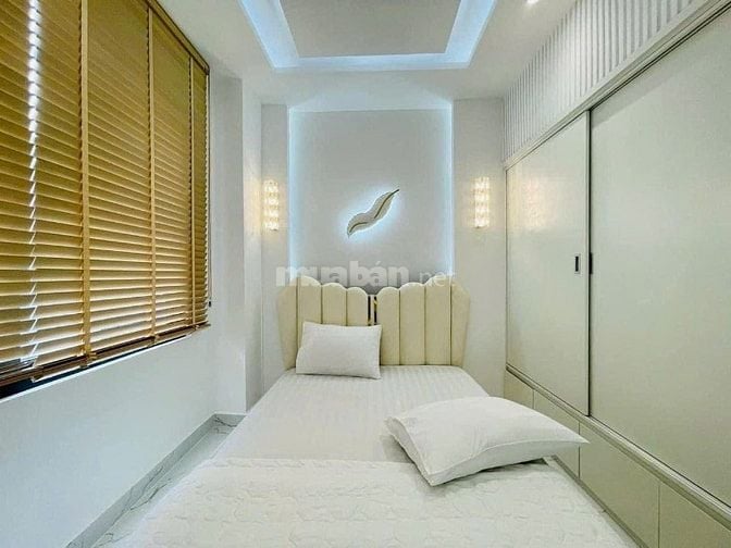 Kẹt tiền bán gấp căn nhà 48m2 đường Kỳ Đồng P9 quận 3. Giá 3tỷ150tr