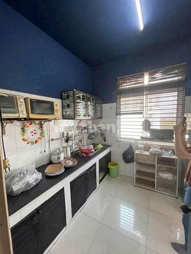 Chung cư 10A Trần Nhật Duật,Tân Định,Quận 1: 2p ngủ,nội thất,12.5tr