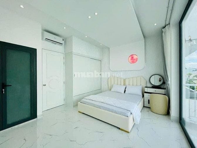 Kẹt tiền bán gấp căn nhà 48m2 đường Kỳ Đồng P9 quận 3. Giá 3tỷ150tr
