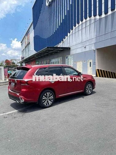 Mitsubishi Outlander 2022 2.0 CVT - 27000 km