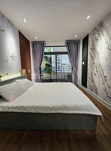 NHÀ ĐEP-GIÁ CỰC SỐC-NGAY TRUNG TÂM|Đ.Lê Quốc Hưng p12 Q4|hẻm xe hơi