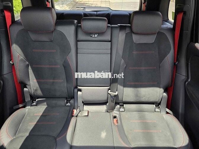 Mercedes Benz GLB 2021 35 AMG 4MATIC - 29000 km