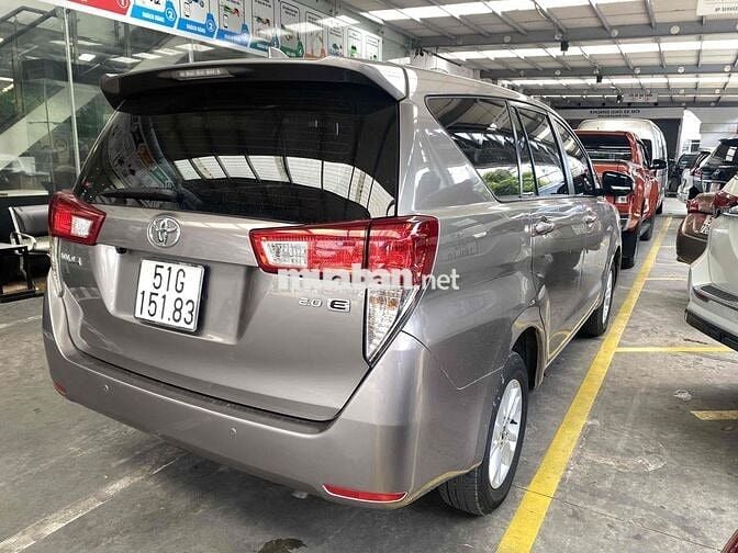 Toyota Innova 2018 2.0E giá tl, bảo hành 1 năm