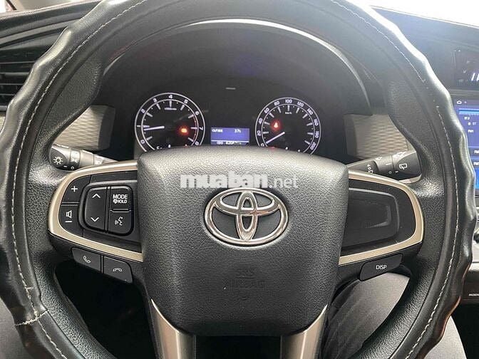 Toyota Innova 2018 2.0E giá tl, bảo hành 1 năm