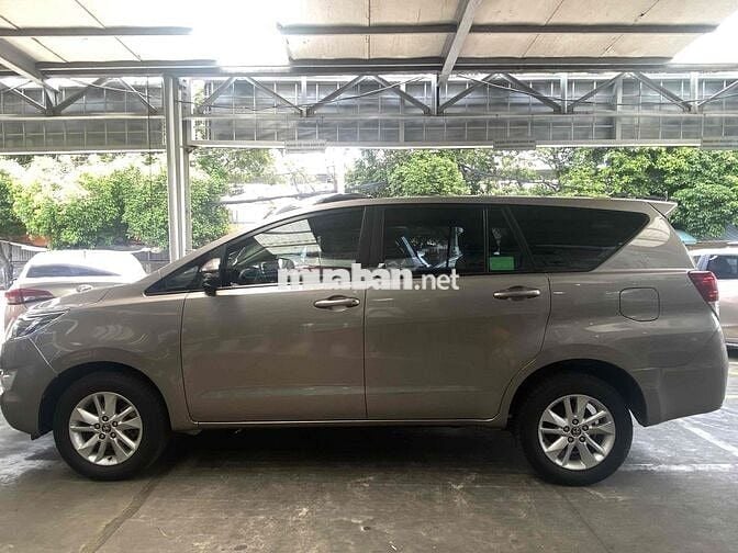 Toyota Innova 2018 2.0E giá tl, bảo hành 1 năm