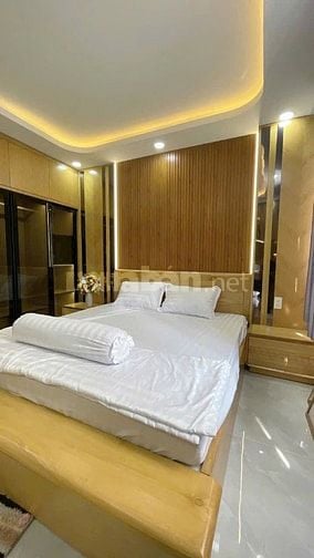 Bán nhà HXH 4m Nguyễn Văn Khối Gò Vấp - 4 tầng - 4x16m - Thang máy - C