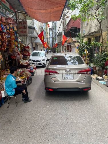 CHÍNH CHỦ - Bán nhà Phố viên, 2 mặt tiền, 7 chỗ đỗ cửa