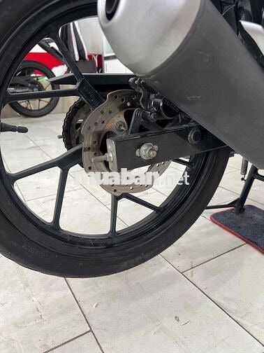 Suzuki Satria 150 đk 2022 màu trắng đỏ BST