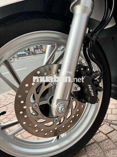 Sh125cbs 2024 sieu cọp 2700km Bstp chính chủ