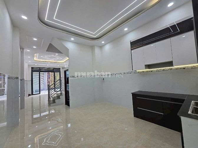 Nhà mới vào ở ngay - Hẻm ôtô 985 Hương Lộ 2, P. BTĐ A.