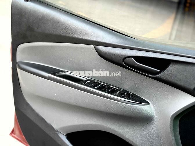 VinFast Fadil 2021 Base 1.4 AT